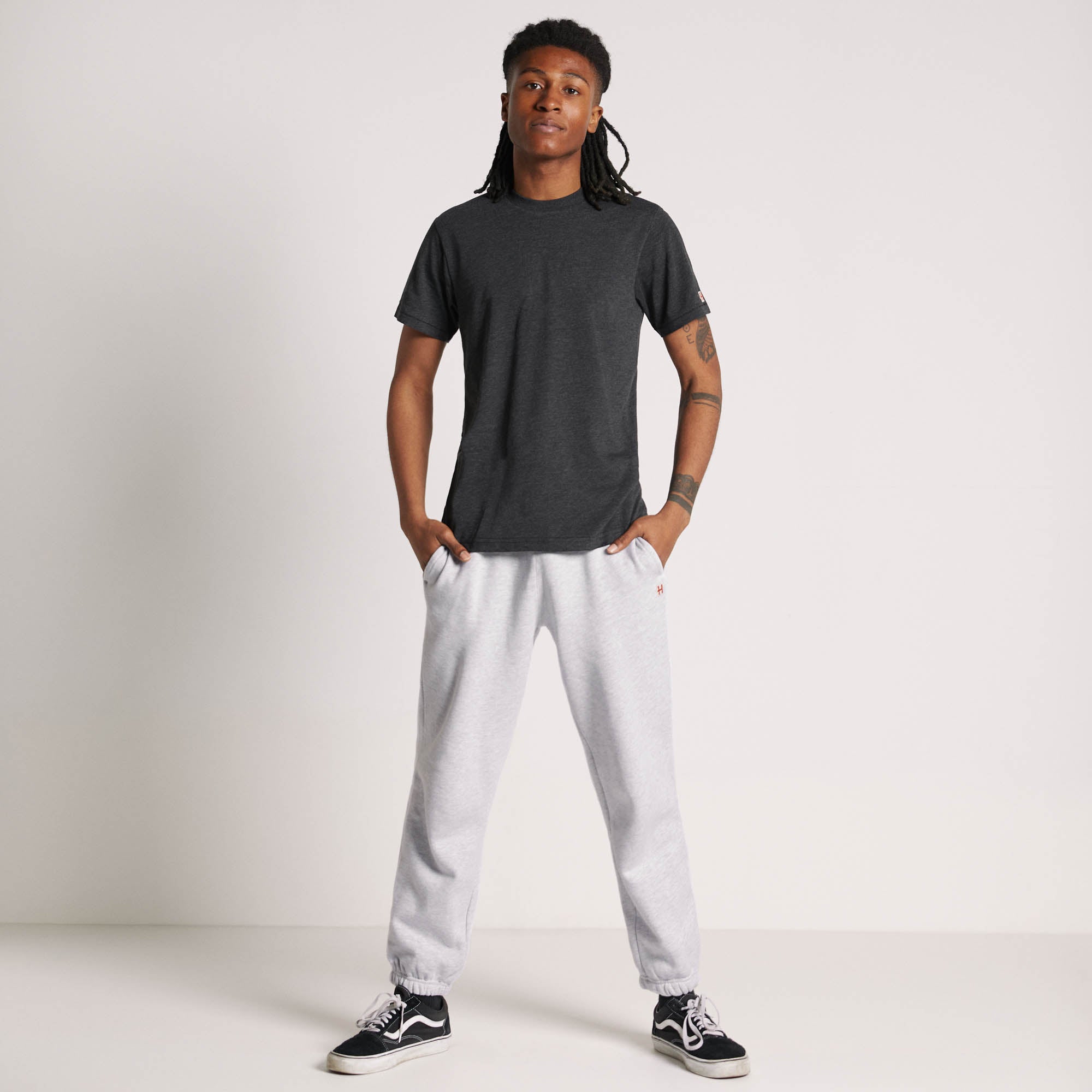 Sweatpants store and tshirt