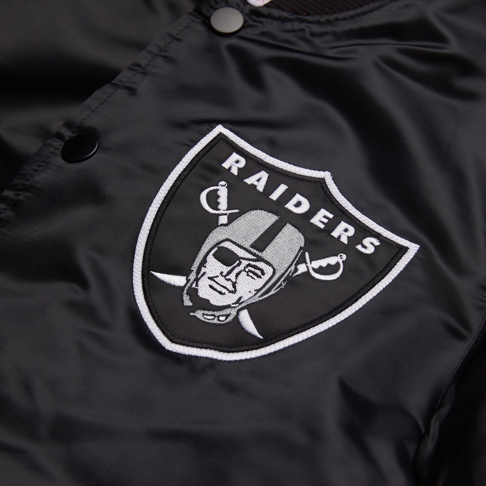 Pro Standard 'Raiders Crest Emblem' Satin Jacket (Black) FOR645435